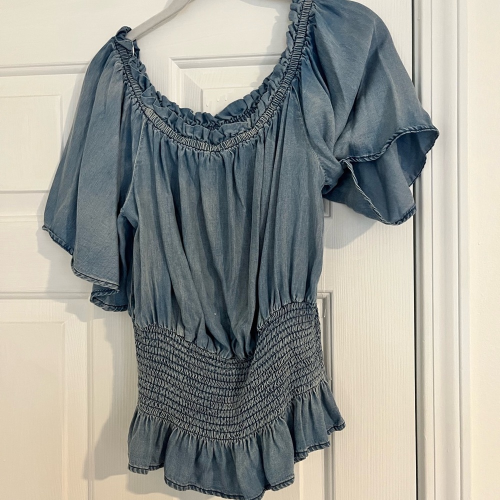 Women's Blue Smocked Top